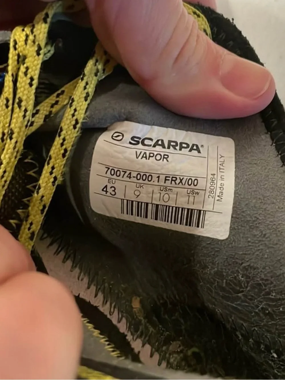 Scarpa Vapor Climbing Shoe in Yellow and Black